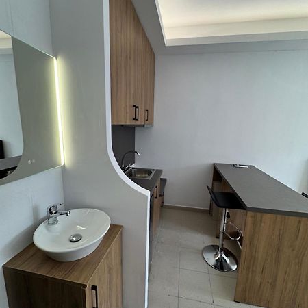 Central Apartment 6 Лариса Экстерьер фото