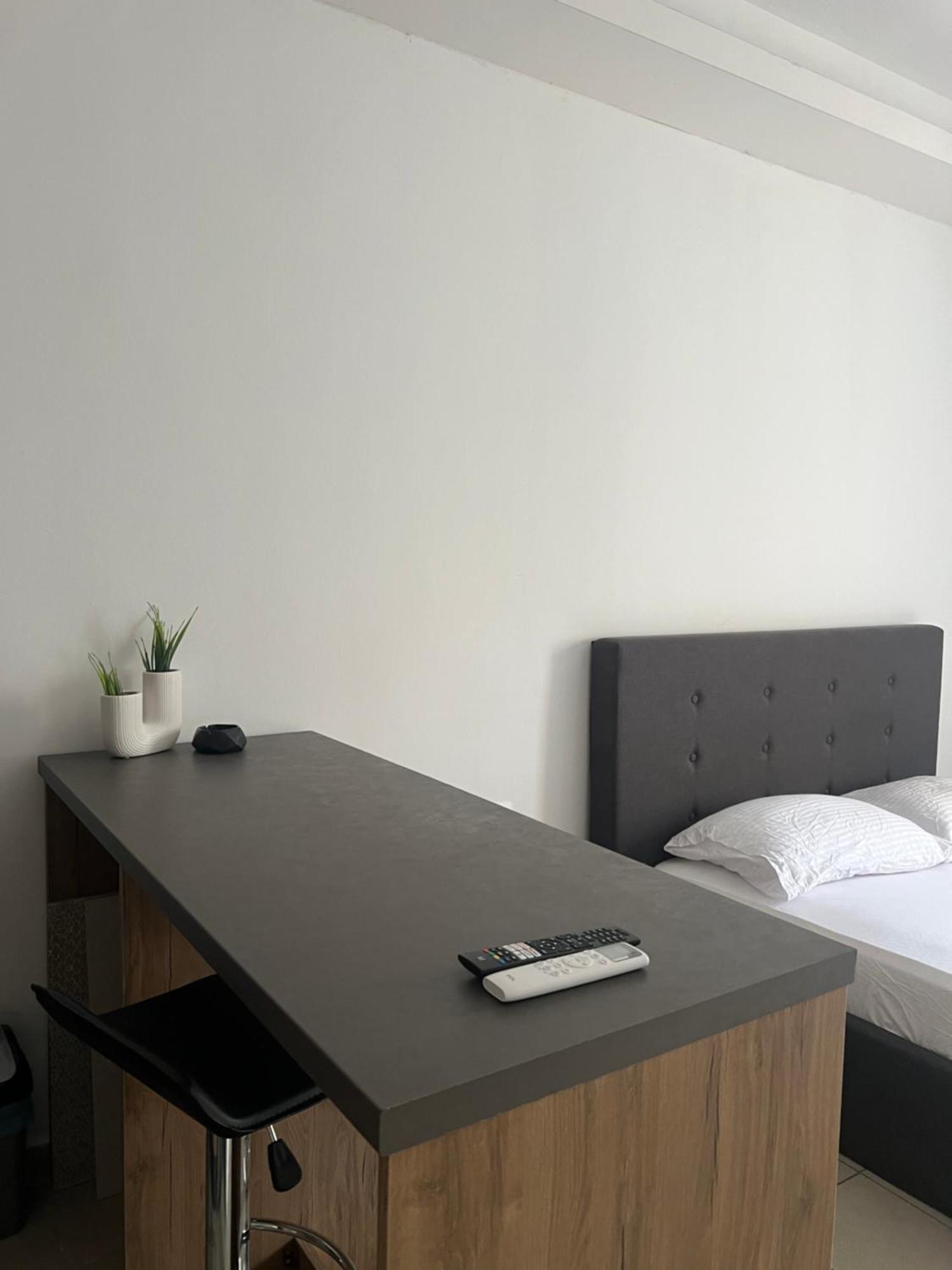 Central Apartment 6 Лариса Экстерьер фото